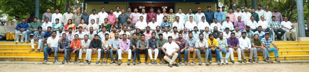 కెమెరా కన్ను.. ఓటు తీర్పు.. గెలుపు పిలుపు