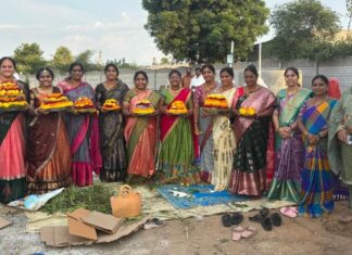 తెలంగాణ సంస్కృతి, సంప్రదాయాలకు ప్రతీక బతుకమ్మ – సూర్యాపేట పెరిక భవన్లో ఘనంగా సద్దుల బతుకమ్మ వేడుక